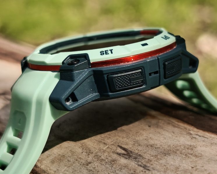 Garmin Instinct 3 AMOLED okosóra teszt: túrára fel