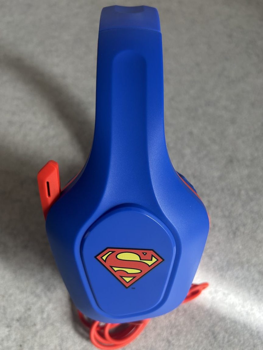 Superman logó a headseten