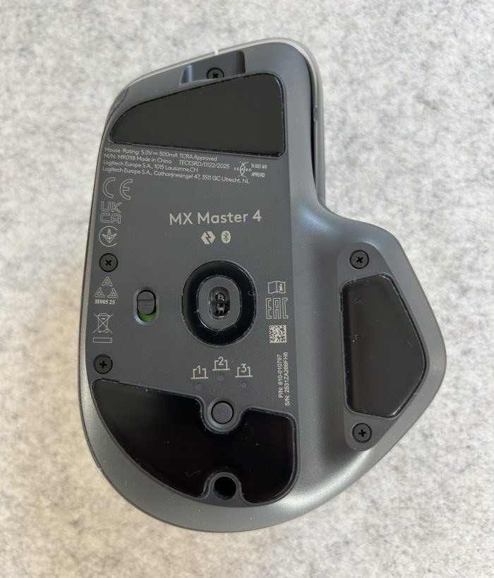 Logitech MX Master 4  alulról
